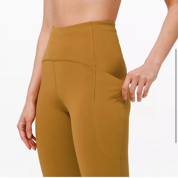 NWT Lululemon Swift Speed High Rise Tight - Picture 3 of 5